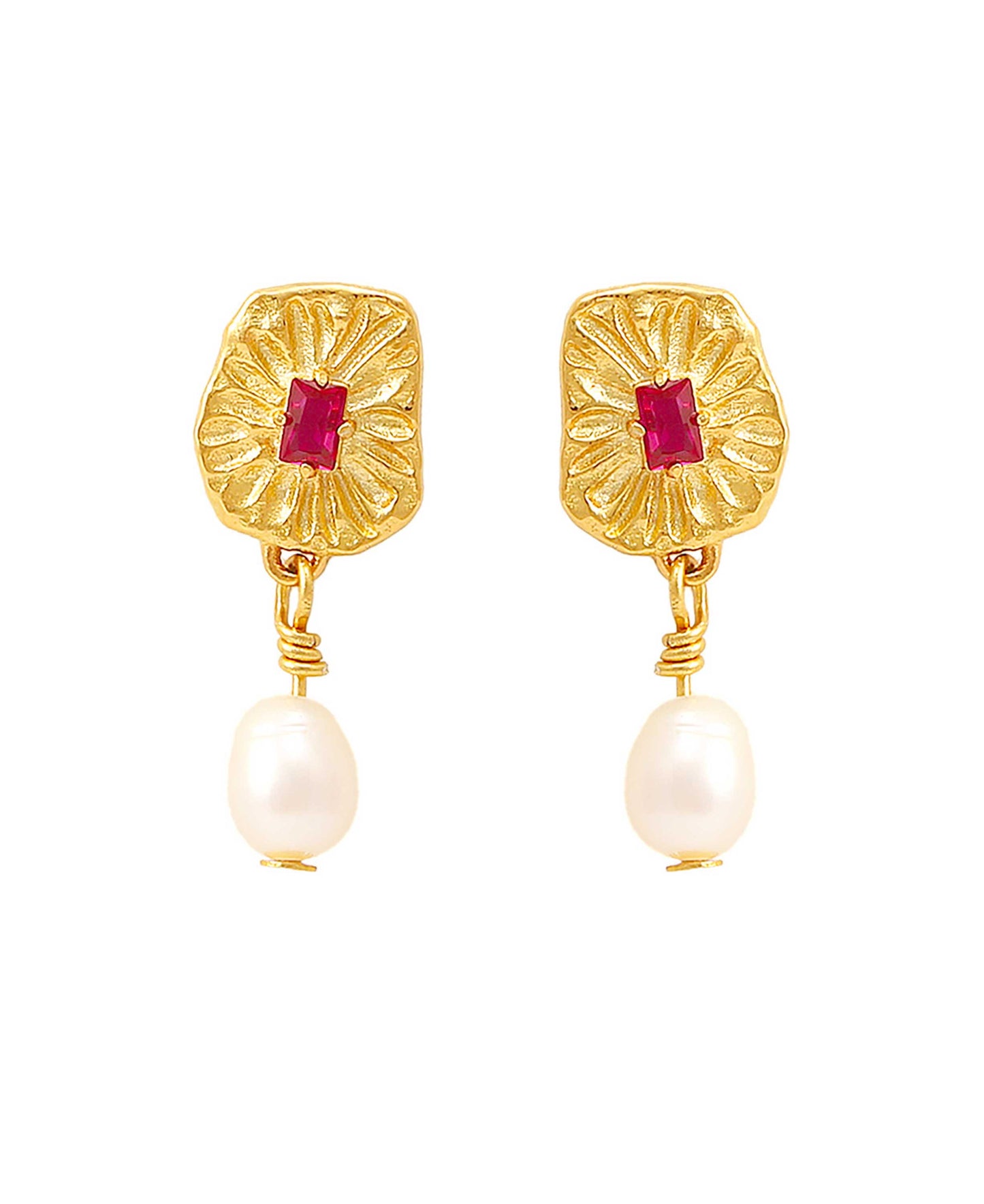 Nola small earrings — gold, silver, pearl earrings in 18k gold-plated 925 sterling silver, freshwater pearls
