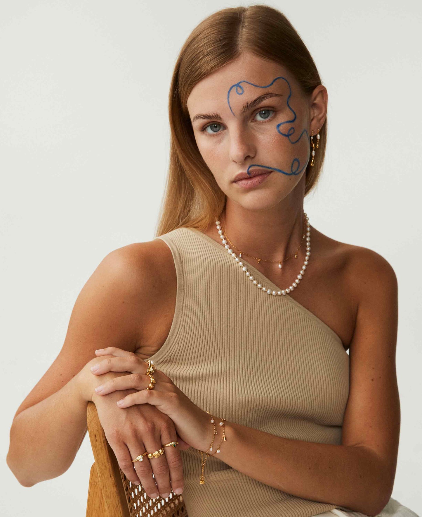 — jewellery