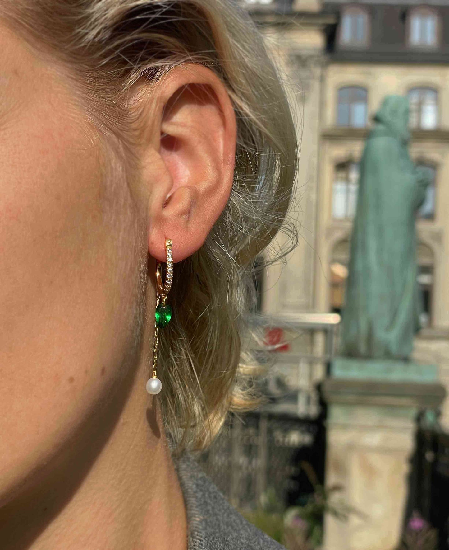 — jewellery