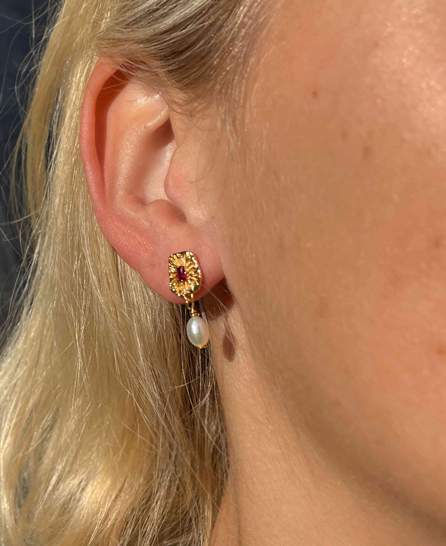 — jewellery