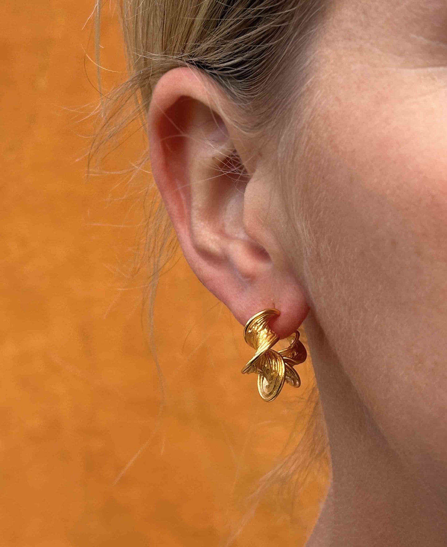 Hedda hoops