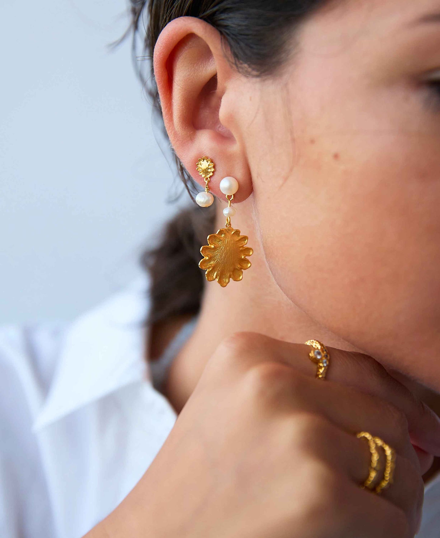 Evelyn pearl earrings