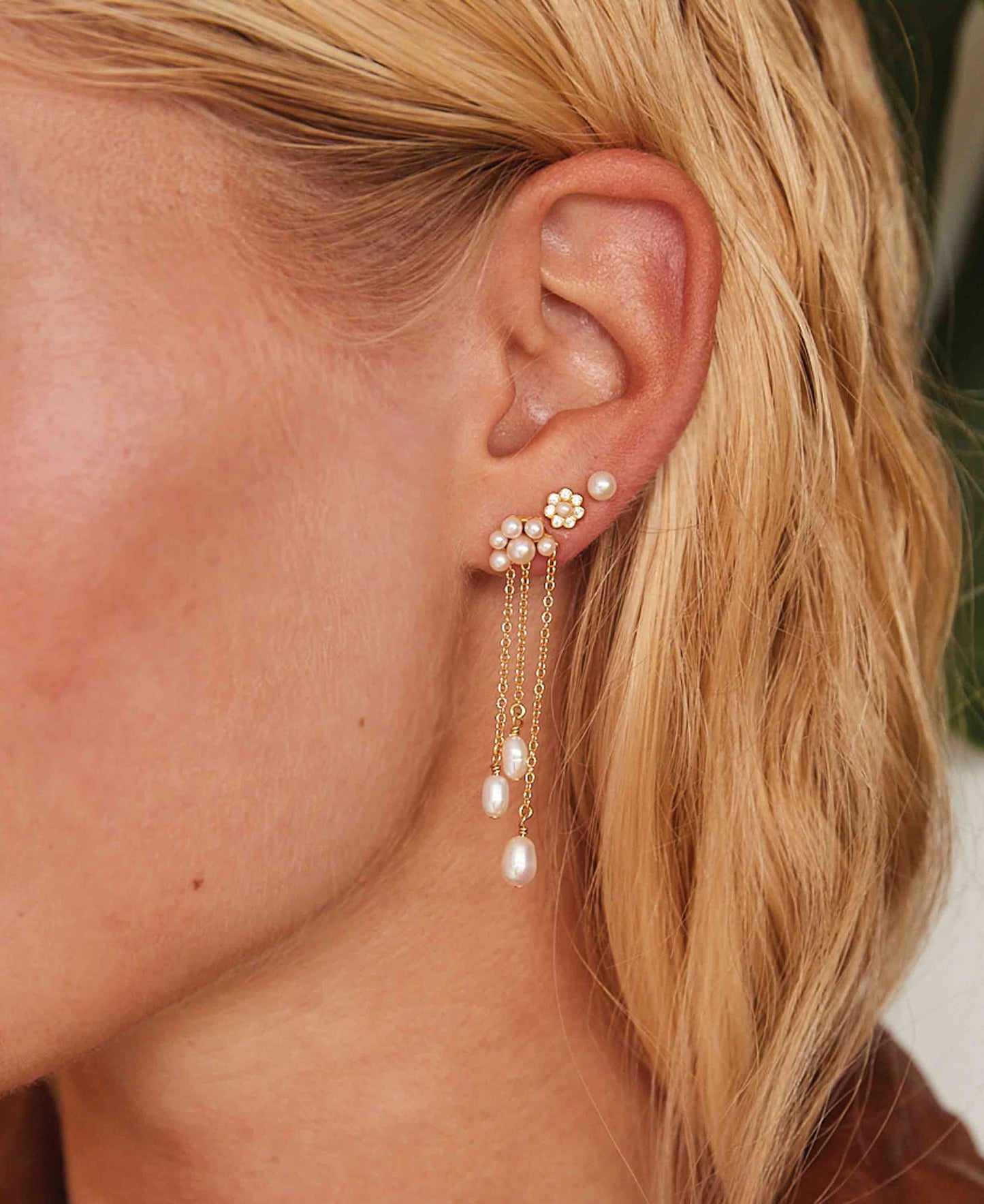 — jewellery