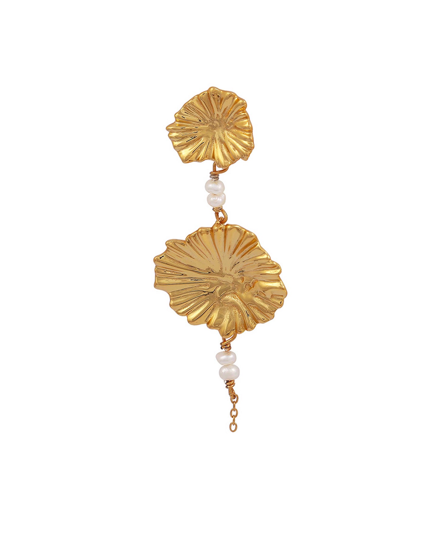 Dagmar earrings in — earrings in 18k gold-plated 925 sterling silver, freshwater pearls