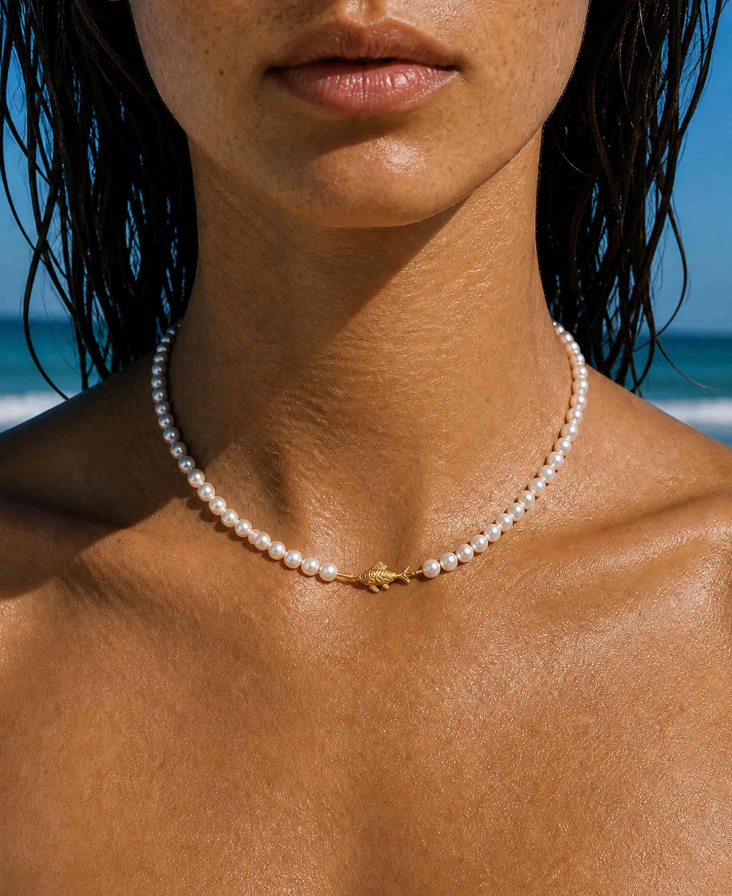Deep sea pearl necklace