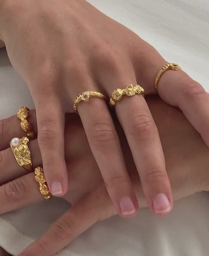 Celeste white ring